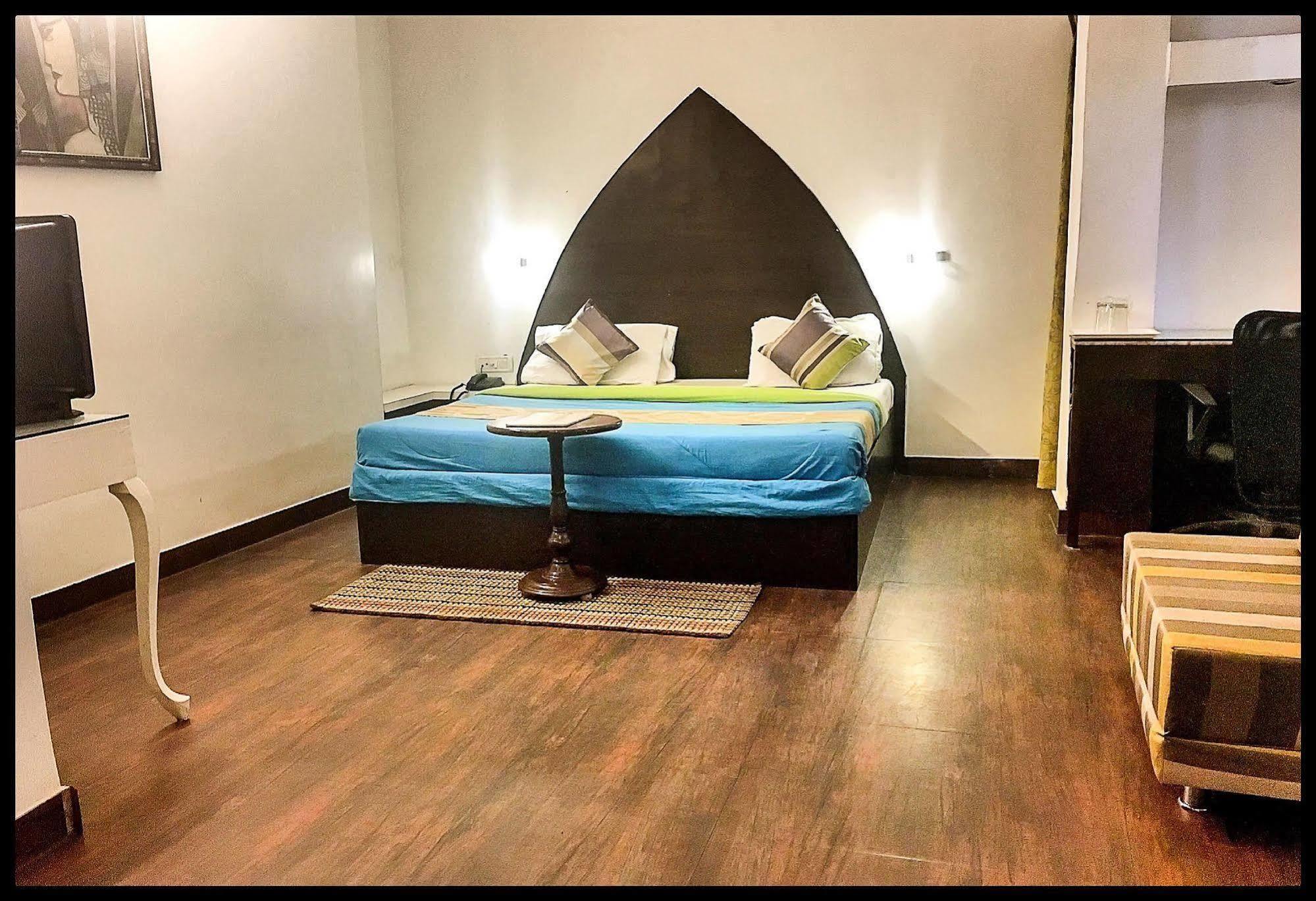 Itsy Hotels Banana Boutique Waranasi Zewnętrze zdjęcie